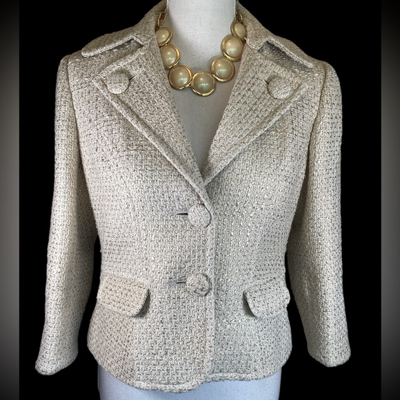 Wool Blend Tweed Cropped Jacket. B31 - Picture 5 of 16